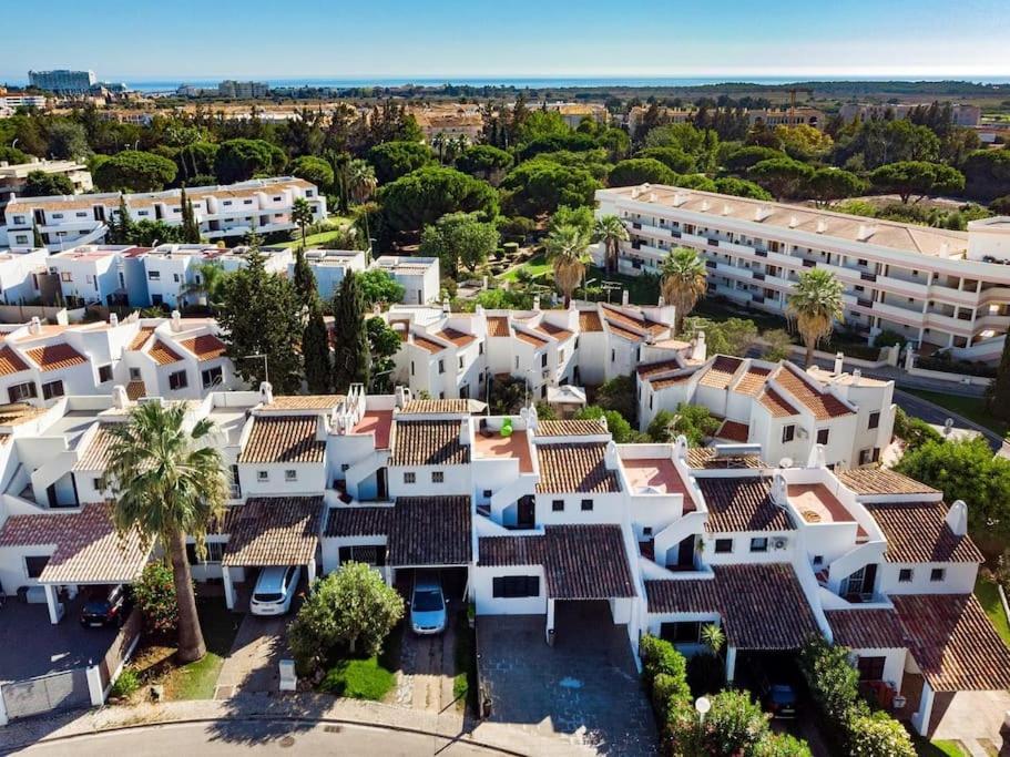 Vilamoura Family House المظهر الخارجي الصورة